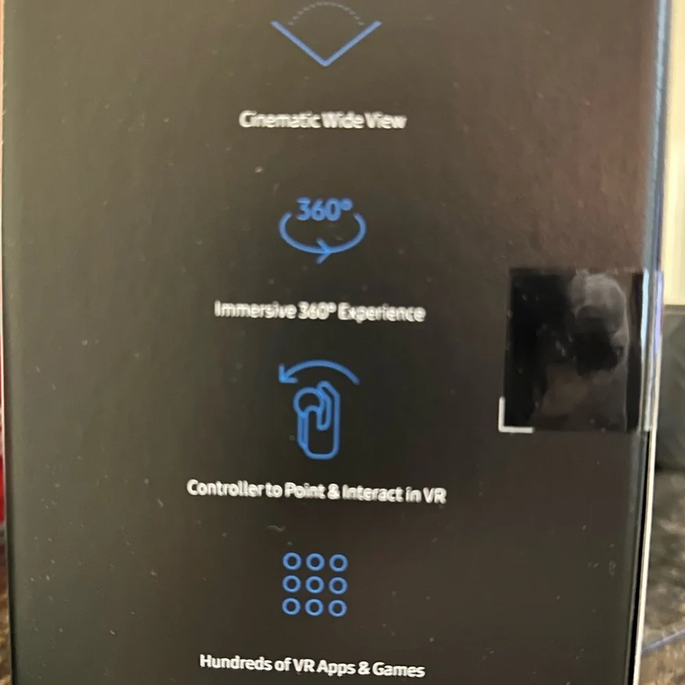 Samsung gear VR powered by oculus with remote.